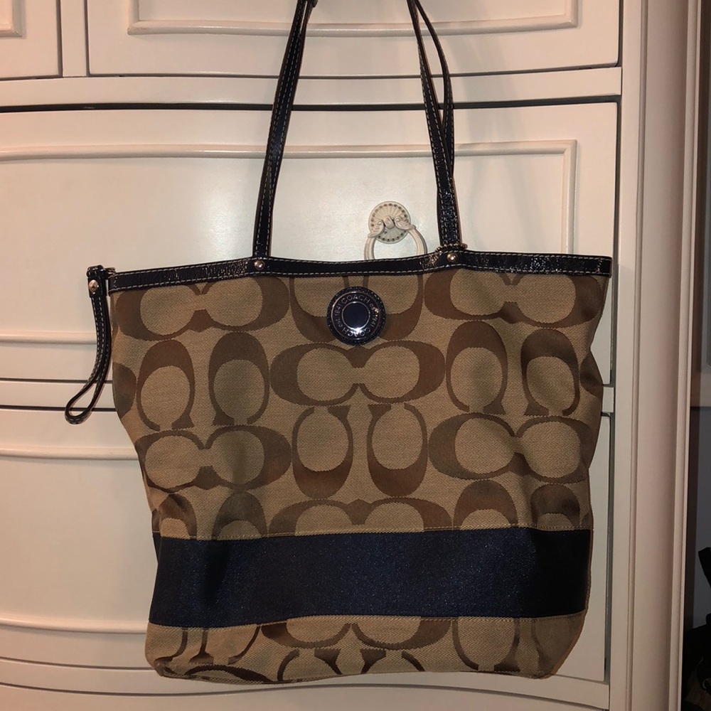 Coach Navy Patten Leather Tote